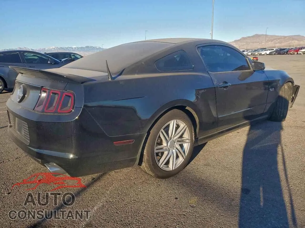 2014 FORD MUSTANG Damaged VIN 1ZVBP8CF8E5299652 – side profile