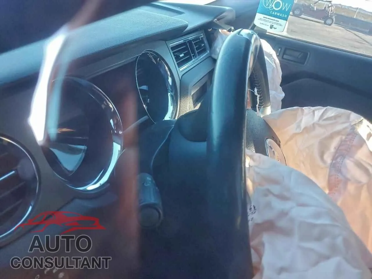 2014 FORD MUSTANG Damaged VIN 1ZVBP8CF8E5299652 – trunk area