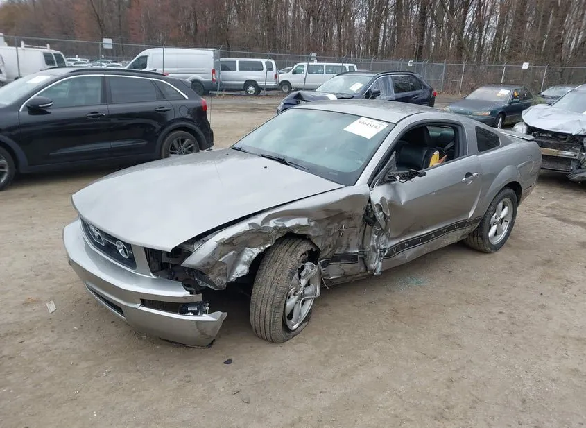 2008 FORD Mustang Used VIN 1ZVHT80N785102931 – side profile
