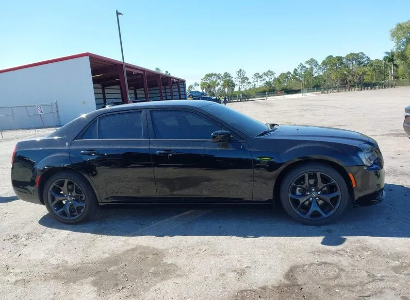 2023 CHRYSLER 300 Used VIN 2C3CCAAG4PH678816 – odometer reading