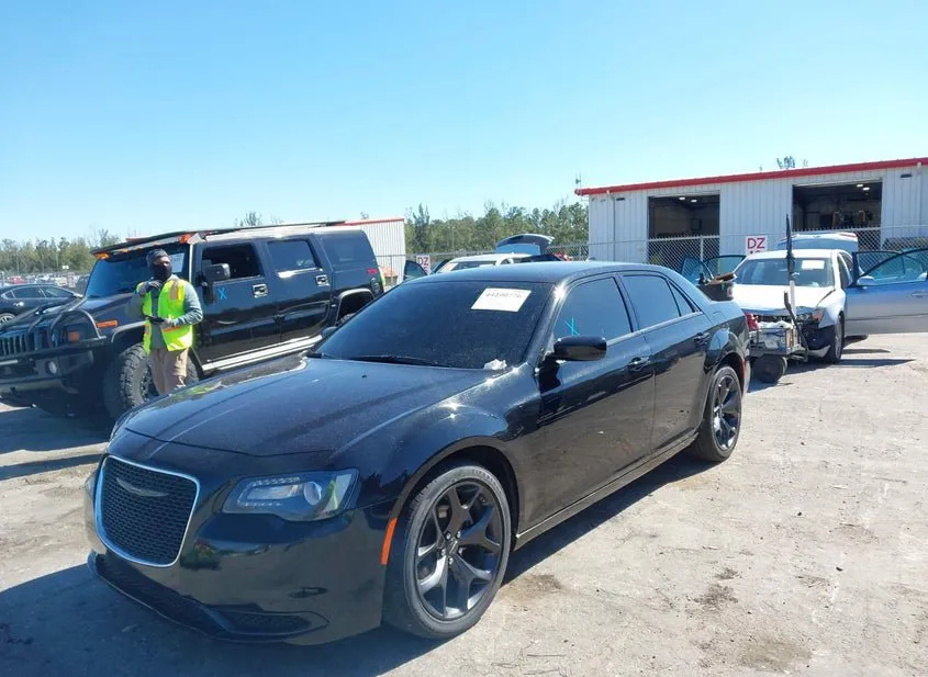 2023 CHRYSLER 300 Used VIN 2C3CCAAG4PH678816 – photo 15