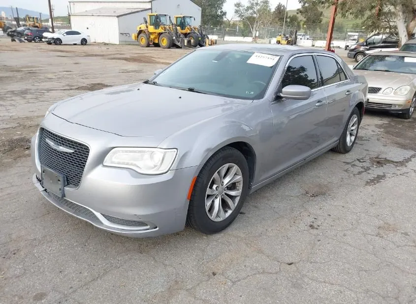2015 CHRYSLER 300 Used VIN 2C3CCAAG6FH797465 – trunk area
