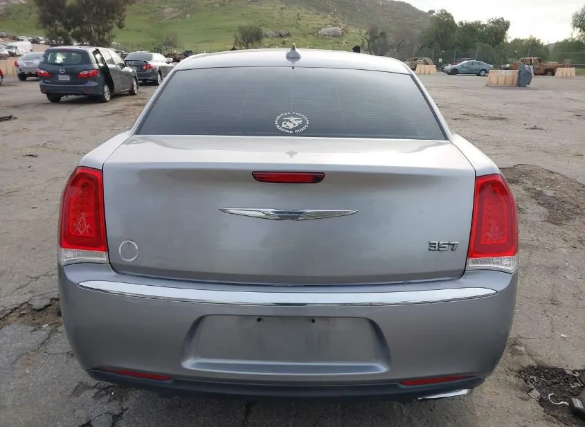 2015 CHRYSLER 300 Used VIN 2C3CCAAG6FH797465 – photo 14