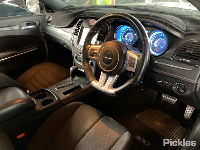 2014 Chrysler 300 Used VIN 2C3CCANJ9DH613347 – interior seats