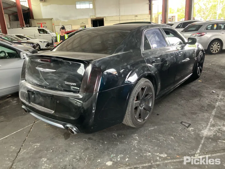 2014 Chrysler 300 Used VIN 2C3CCANJ9DH613347 – trunk area
