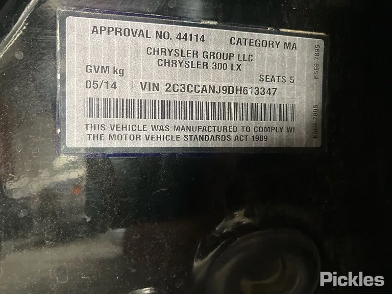 2014 Chrysler 300 Used VIN 2C3CCANJ9DH613347 – photo 31