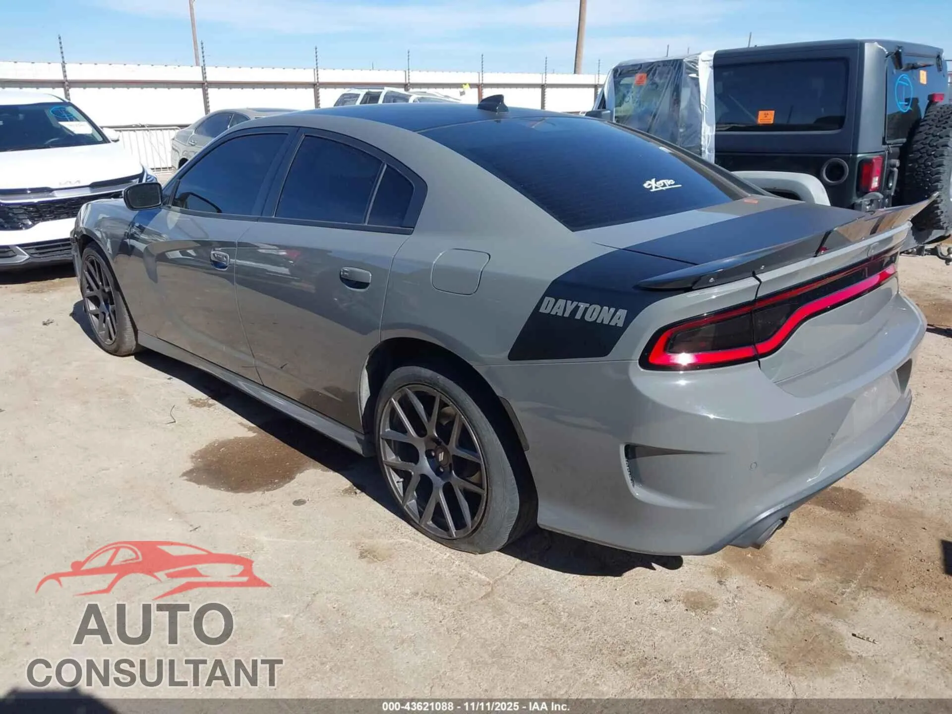 2018 DODGE CHARGER Damaged VIN 2C3CDXCT8JH188705 – side profile