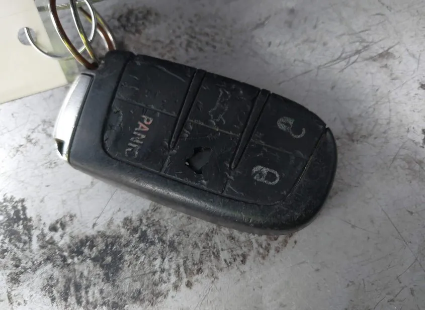 2018 DODGE Challenger VIN 2C3CDZBT0JH259571