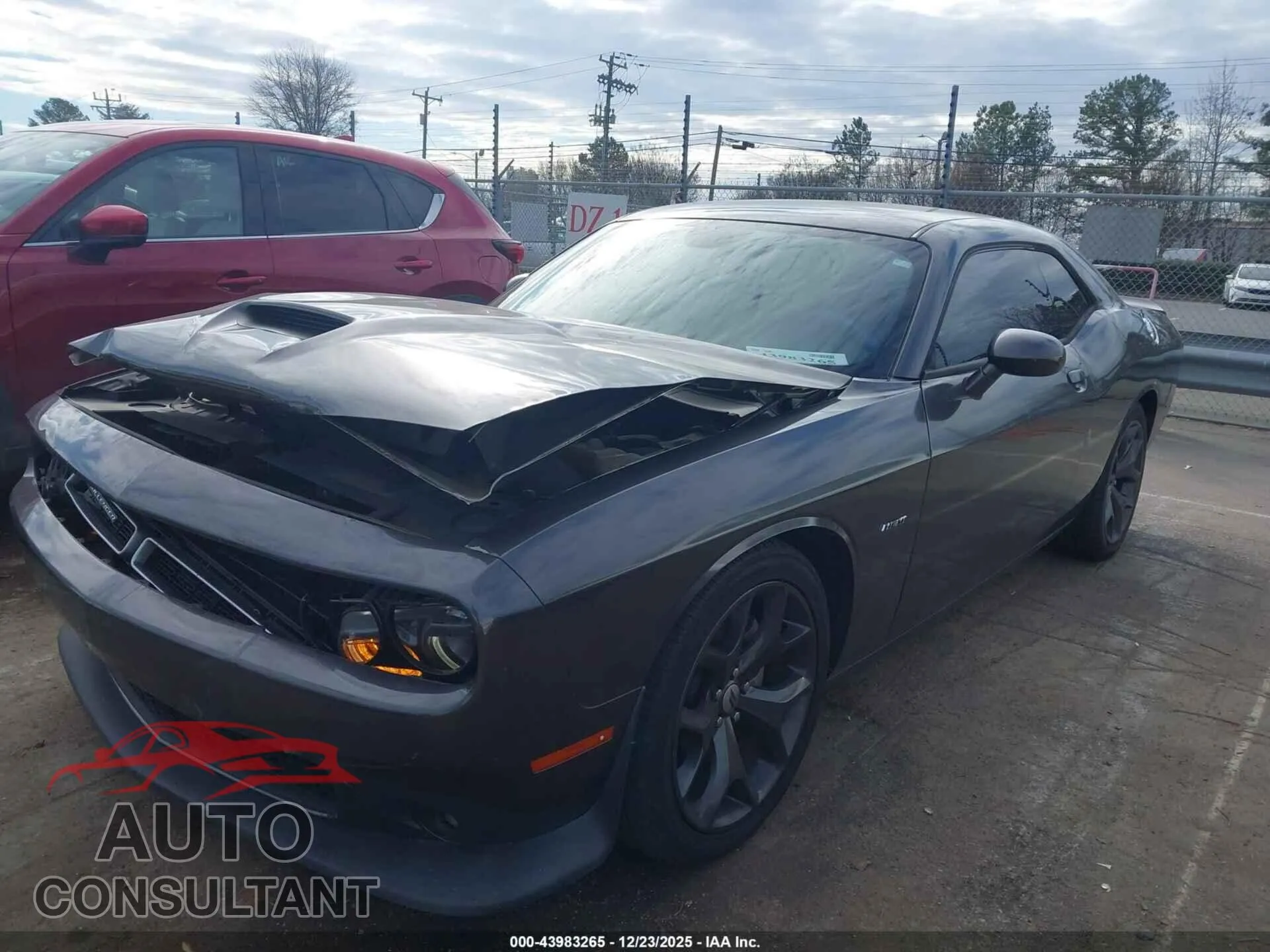 2019 DODGE CHALLENGER Damaged VIN 2C3CDZBT9KH578436 – rear exterior