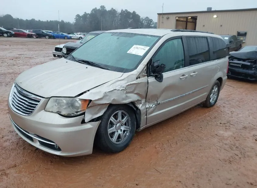 2012 CHRYSLER Town and Country Used VIN 2C4RC1BG0CR410497 – photo 16