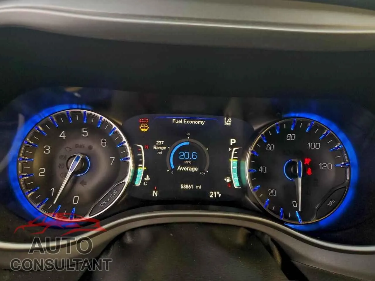 2021 CHRYSLER PACIFICA Damaged VIN 2C4RC1FG5MR540190 – trunk area 2021 CHRYSLER PACIFICA Damaged VIN 2C4RC1FG5MR540190 – trunk area
