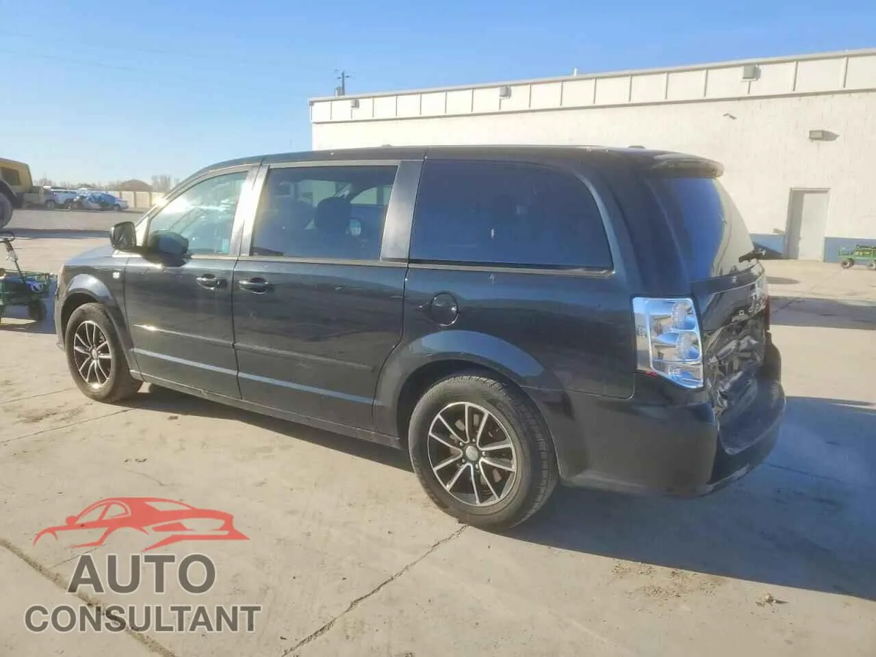 2014 DODGE CARAVAN Damaged VIN 2C4RDGBG5ER340790 – rear exterior