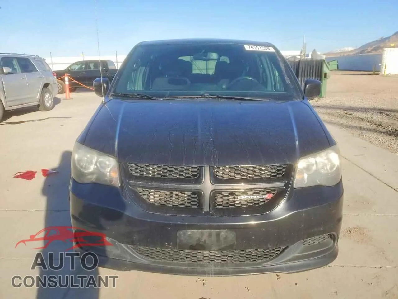 2014 DODGE CARAVAN Damaged VIN 2C4RDGBG5ER340790 – interior seats