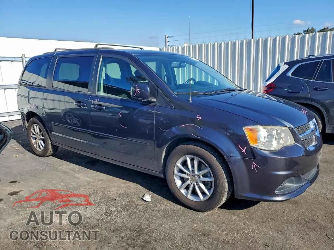 2013 DODGE CARAVAN Damaged VIN 2C4RDGCG3DR712415 – dashboard