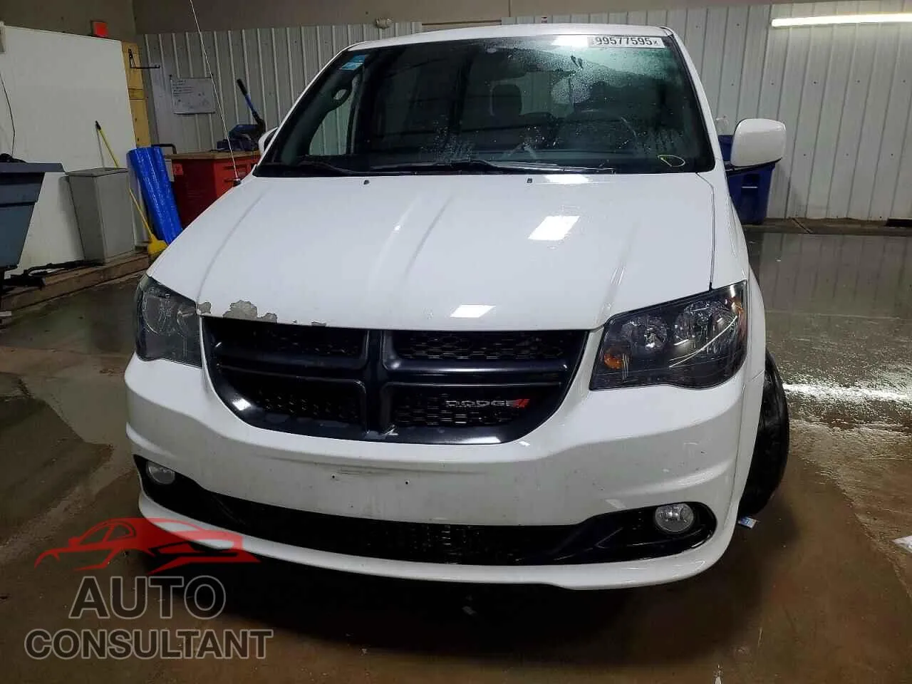 2019 DODGE CARAVAN Damaged VIN 2C4RDGCG6KR723468 – interior seats