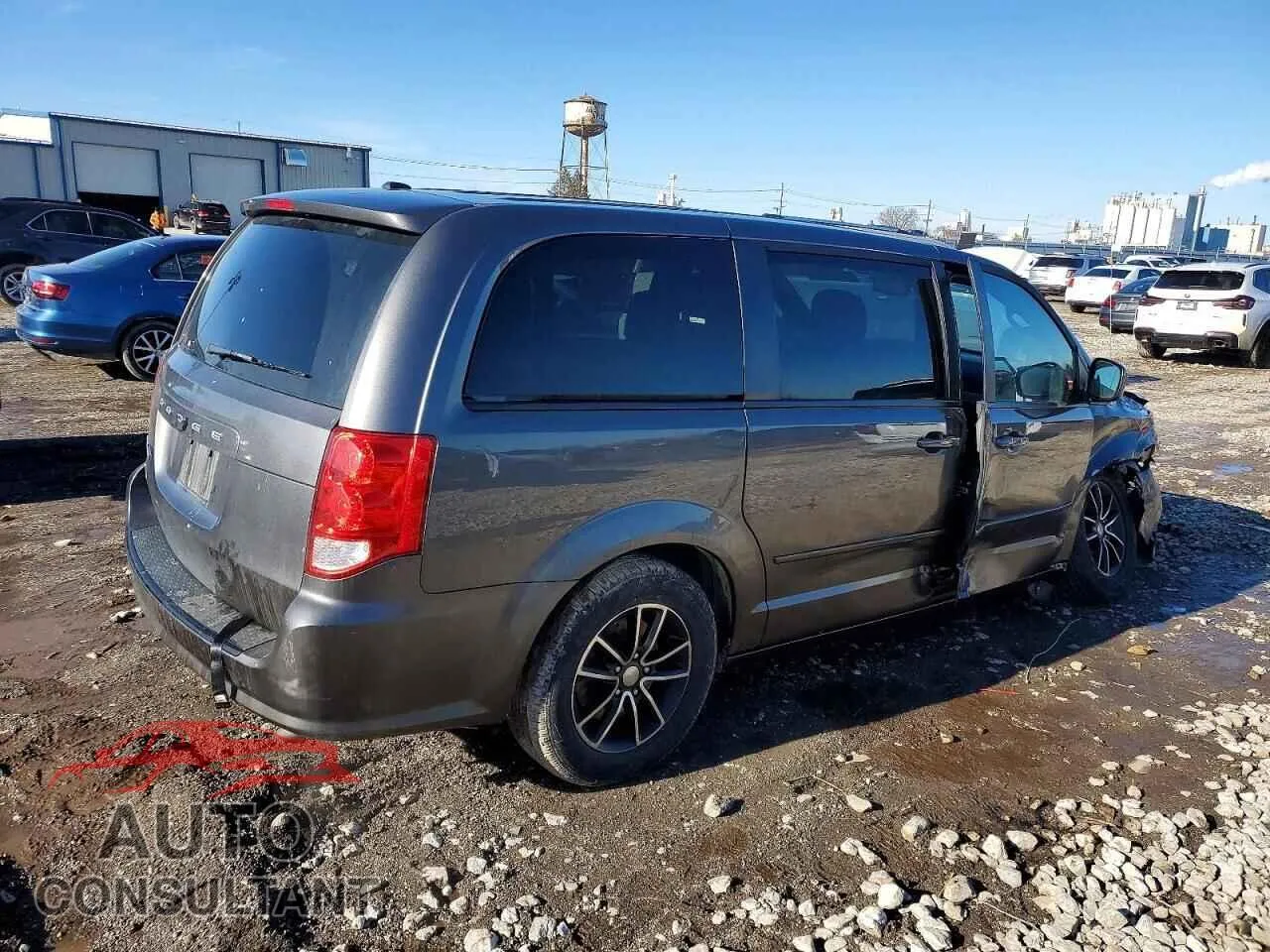 2016 DODGE CARAVAN Damaged VIN 2C4RDGCG8GR320213 – side profile