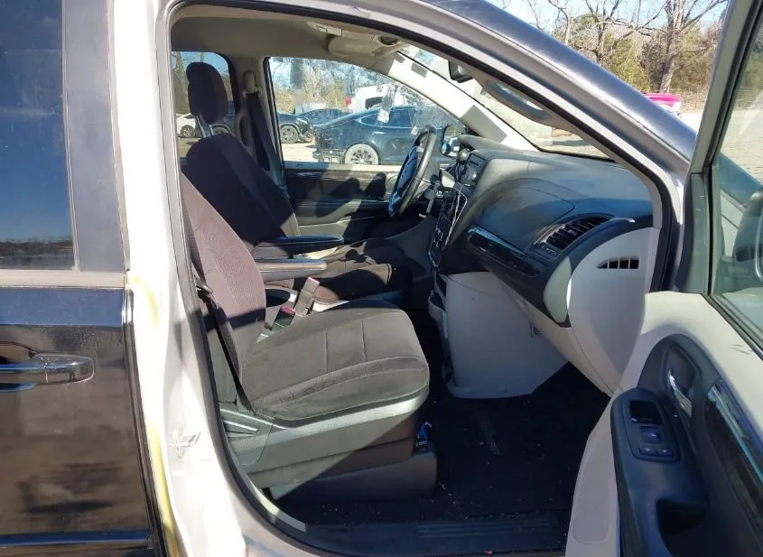 2011 DODGE Grand Caravan Used VIN 2D4RN3DG7BR643832 – rear exterior