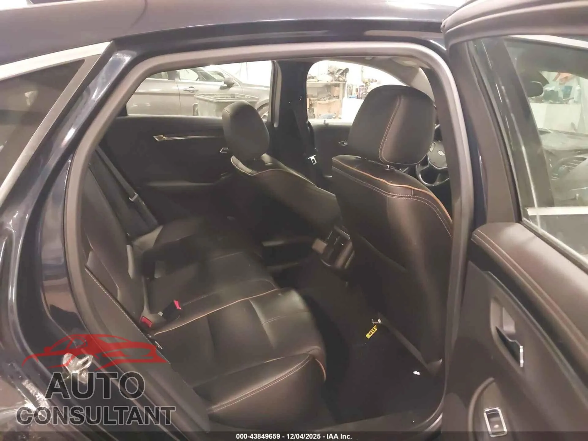 2019 CHEVROLET IMPALA Damaged VIN 2G1105S37K9111140 – undercarriage