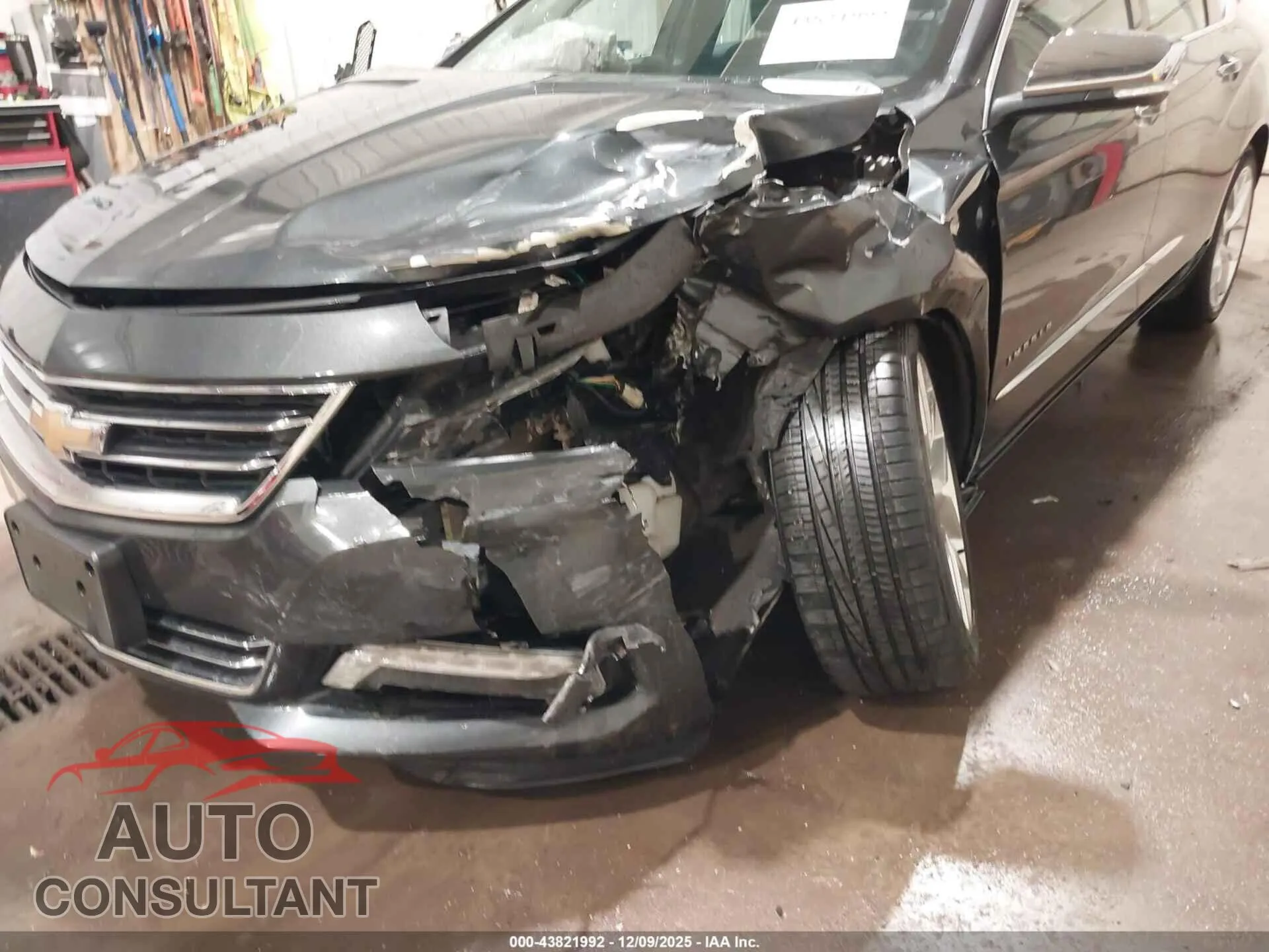 2018 CHEVROLET IMPALA Damaged VIN 2G1125S39J9121032 – engine bay