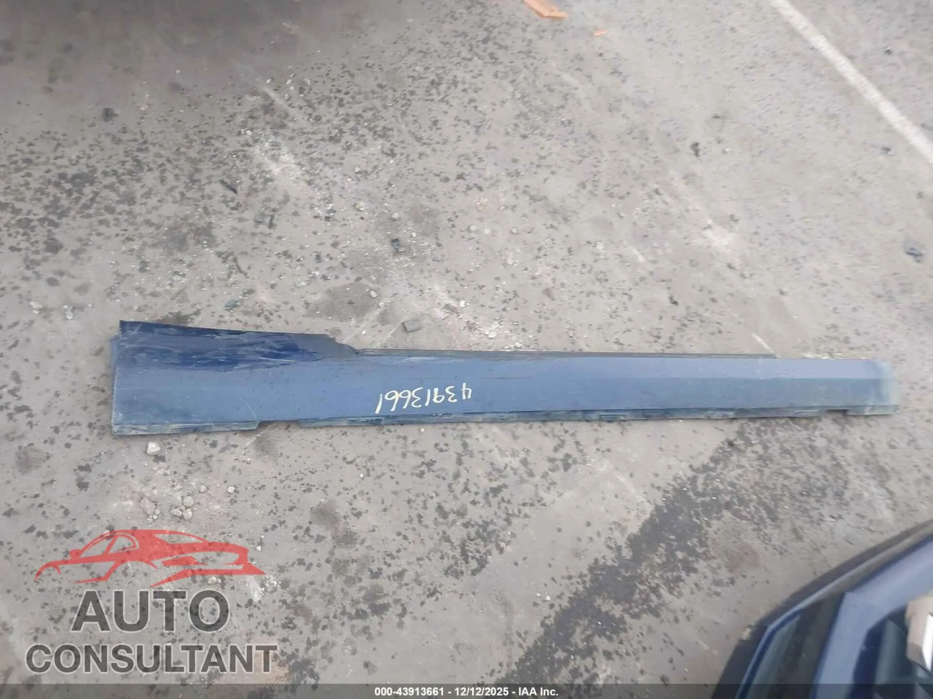2012 CHEVROLET CAMARO Damaged VIN 2G1FC1E3XC9166572 – photo 12