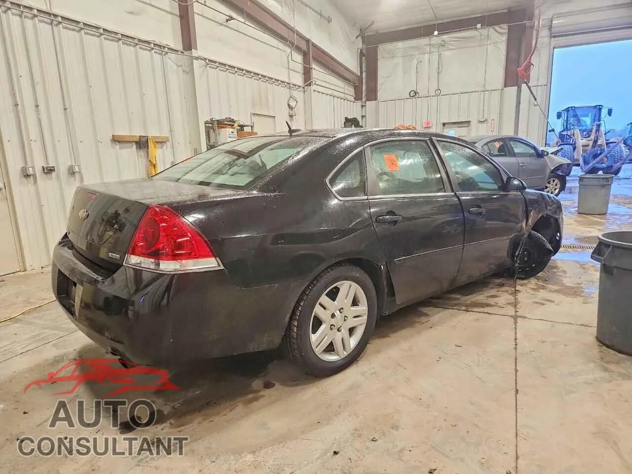 2014 CHEVROLET IMPALA Damaged VIN 2G1WB5E3XE1178684 – side profile
