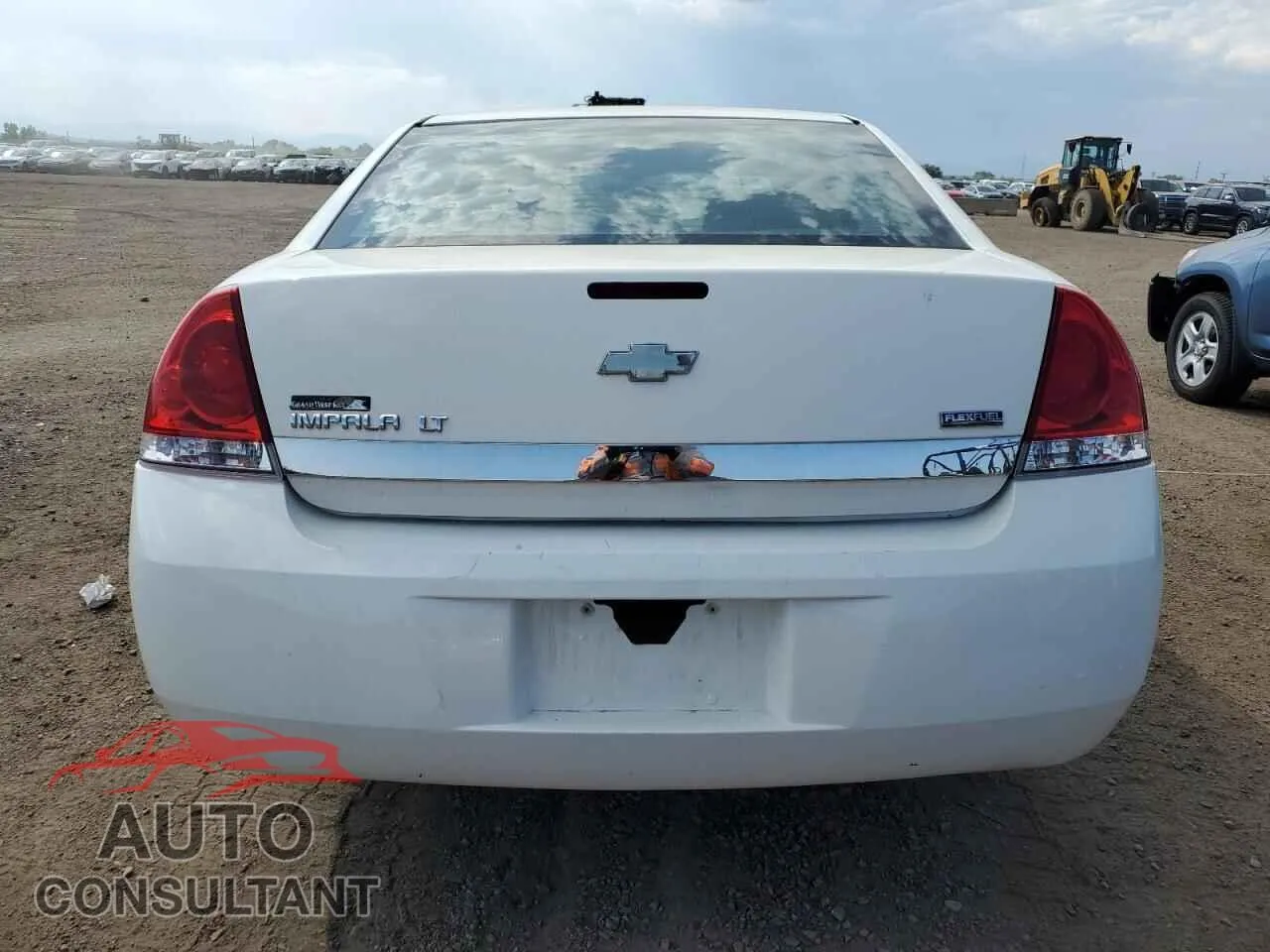 2009 CHEVROLET IMPALA Damaged VIN 2G1WT57K991109427 – engine bay