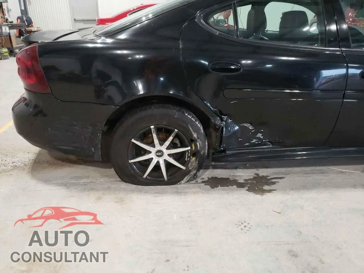2007 PONTIAC GRANDPRIX Damaged VIN 2G2WP552371219860 – trunk area