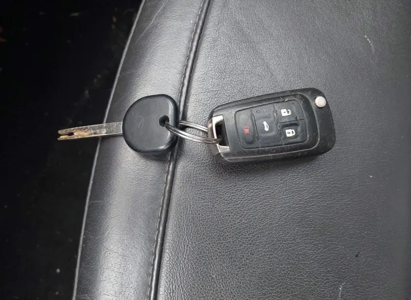 2016 BUICK Regal Used VIN 2G4GK5EX0G9178692 – interior seats