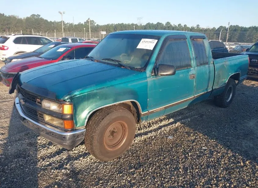1995 CHEVROLET GMT-400 Used VIN 2GCEC19K5S1295515 – rear exterior 1995 CHEVROLET GMT-400 Used VIN 2GCEC19K5S1295515 – rear exterior