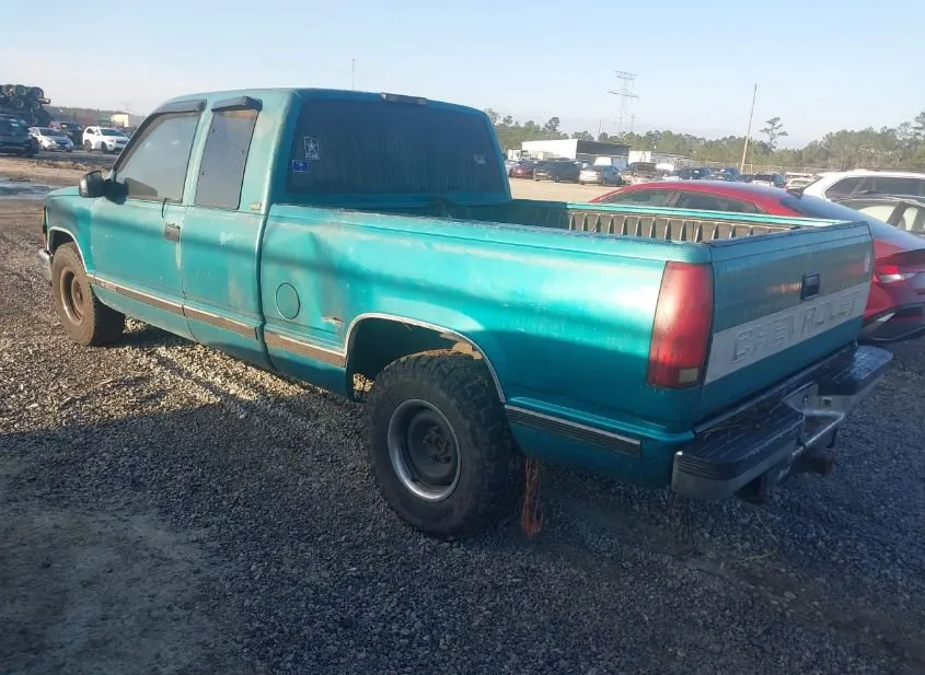 1995 CHEVROLET GMT-400 Used VIN 2GCEC19K5S1295515 – exterior detail 1995 CHEVROLET GMT-400 Used VIN 2GCEC19K5S1295515 – exterior detail