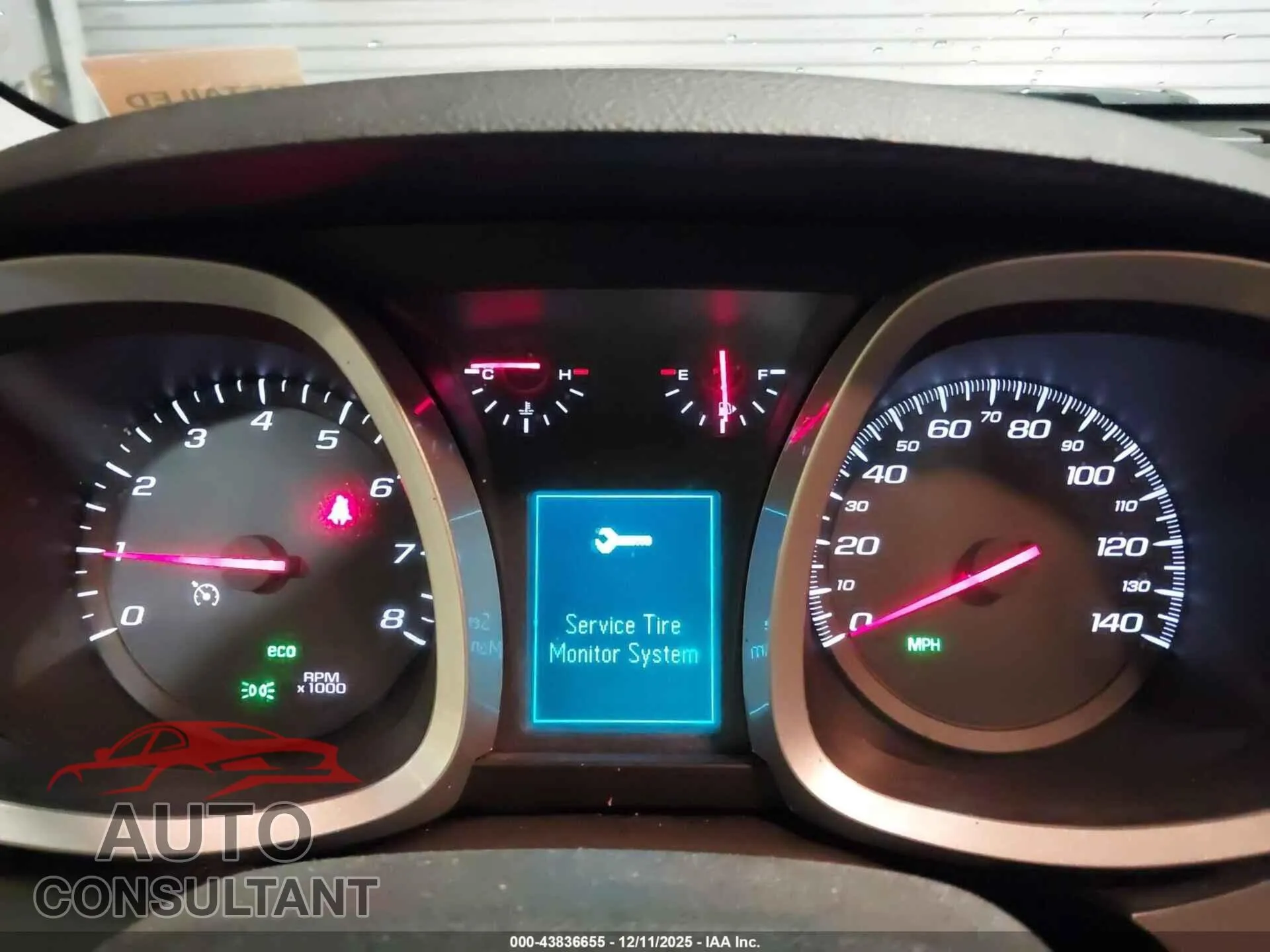 2015 CHEVROLET EQUINOX Damaged VIN 2GNALBEK0F1127773 – exterior detail