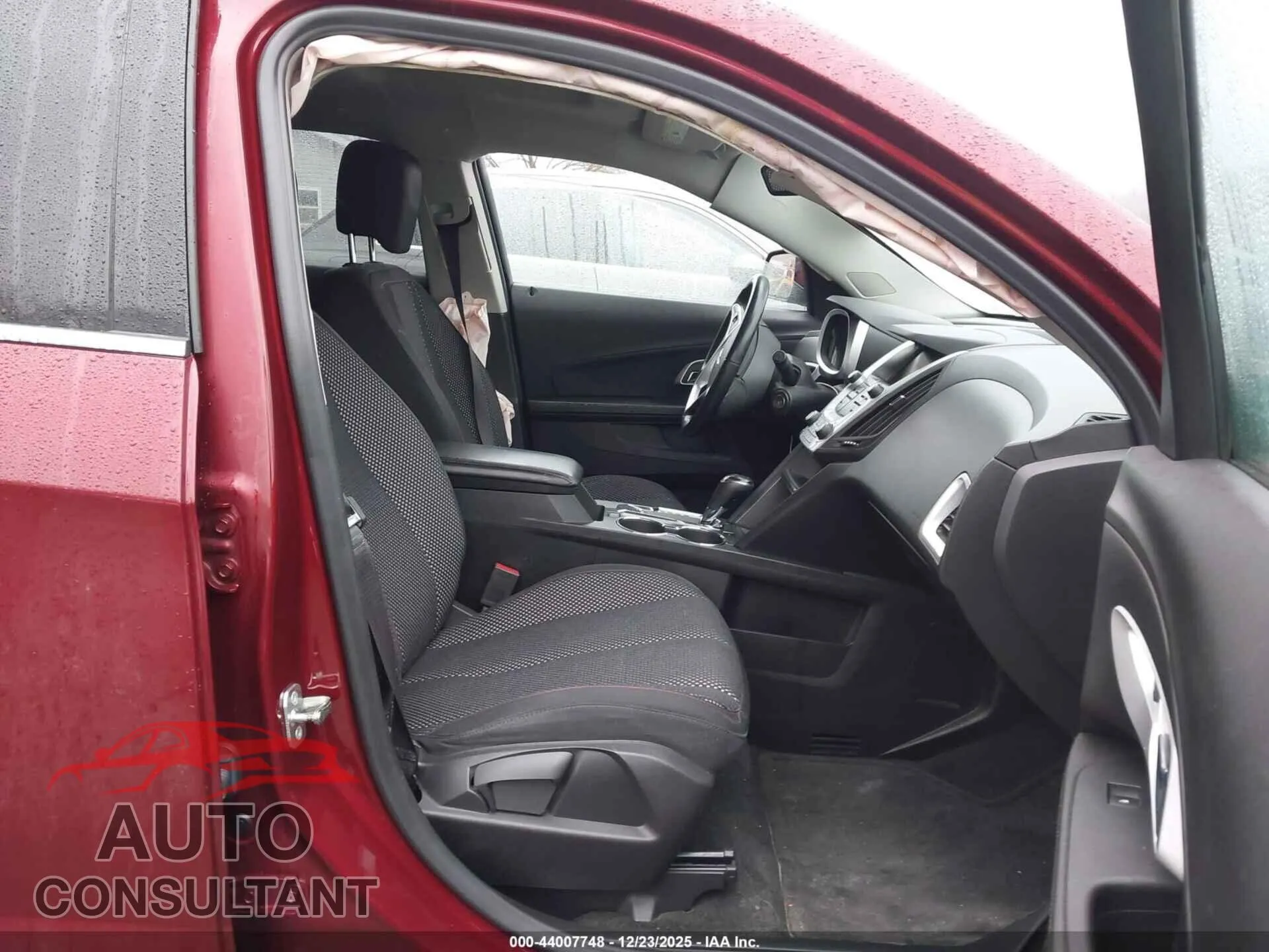 2017 CHEVROLET EQUINOX Damaged VIN 2GNALCEK2H1510364 – interior seats