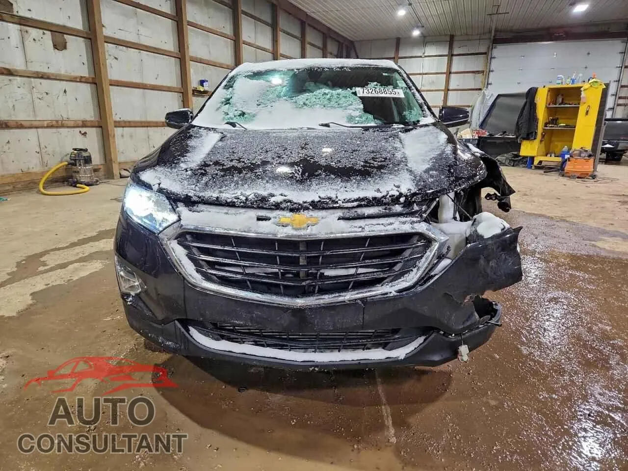 2018 CHEVROLET EQUINOX Damaged VIN 2GNAXJEV3J6307608 – interior seats
