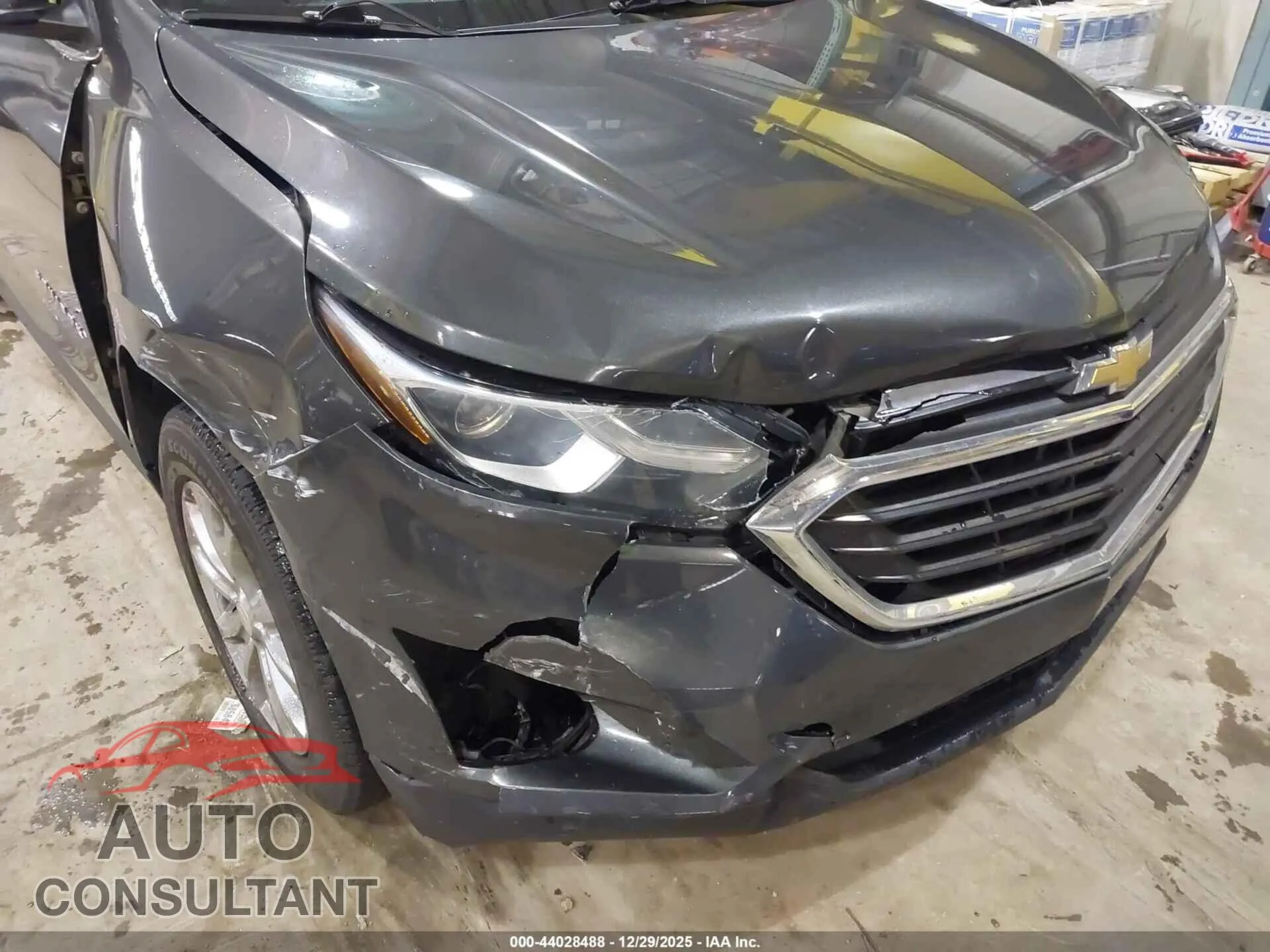 2018 CHEVROLET EQUINOX Damaged VIN 2GNAXJEV8J6108618 – engine bay