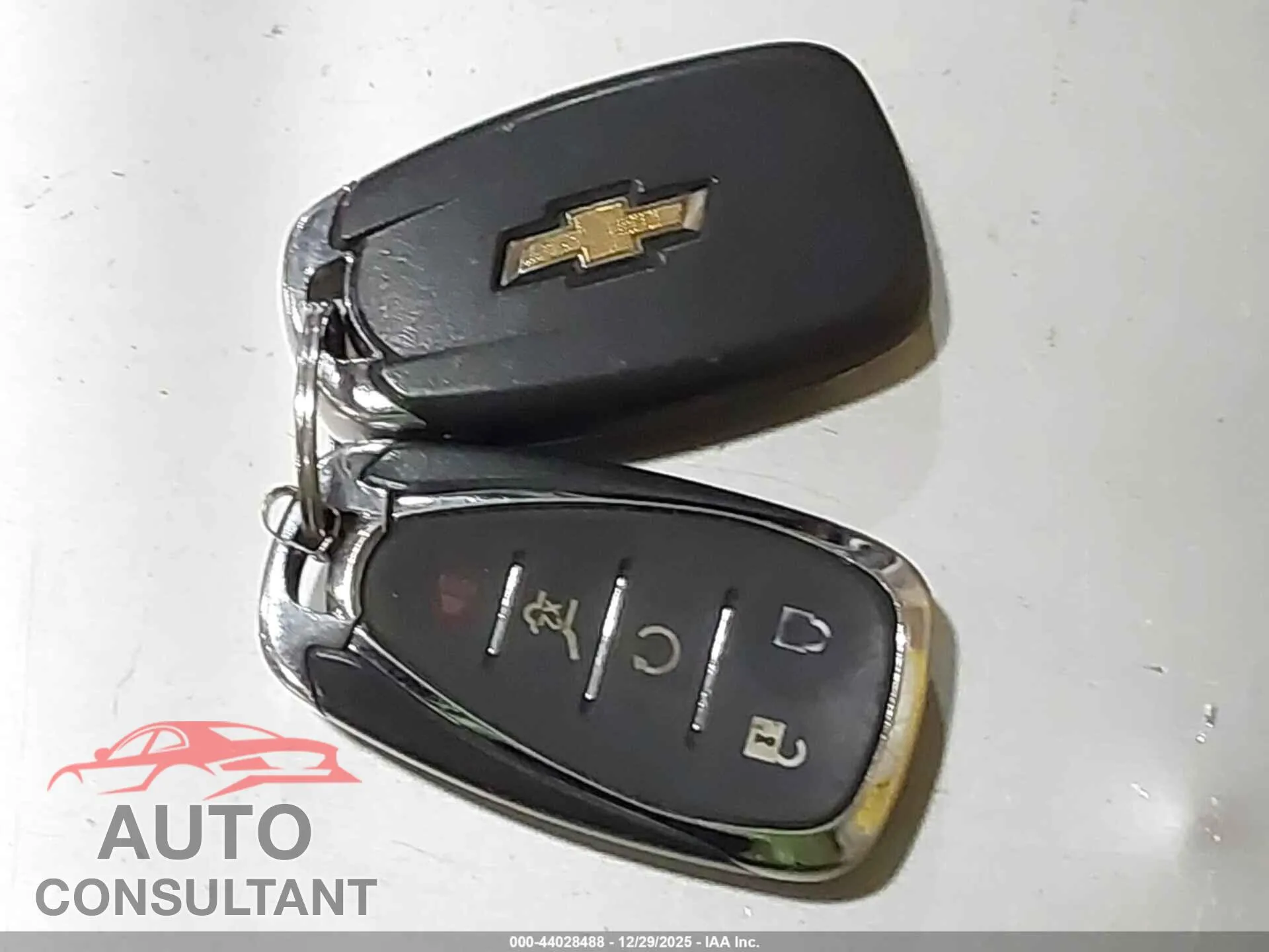2018 CHEVROLET EQUINOX Damaged VIN 2GNAXJEV8J6108618 – photo 11