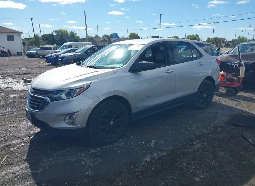 2018 CHEVROLET EQUINOX Used VIN 2GNAXREV2J6152855 – dashboard