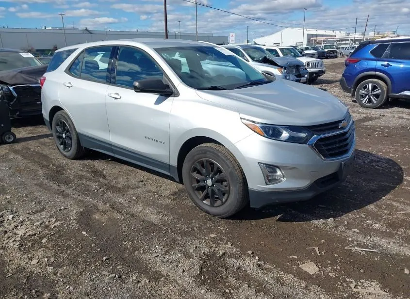 2018 CHEVROLET EQUINOX Used VIN 2GNAXREV2J6152855 – photo 17