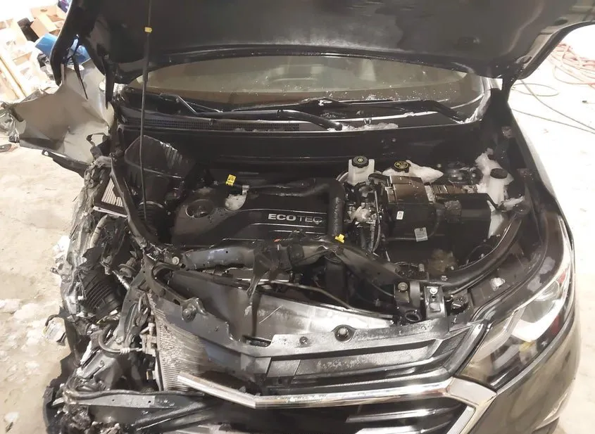 2020 CHEVROLET Equinox Used VIN 2GNAXUEV7L6253346 – undercarriage