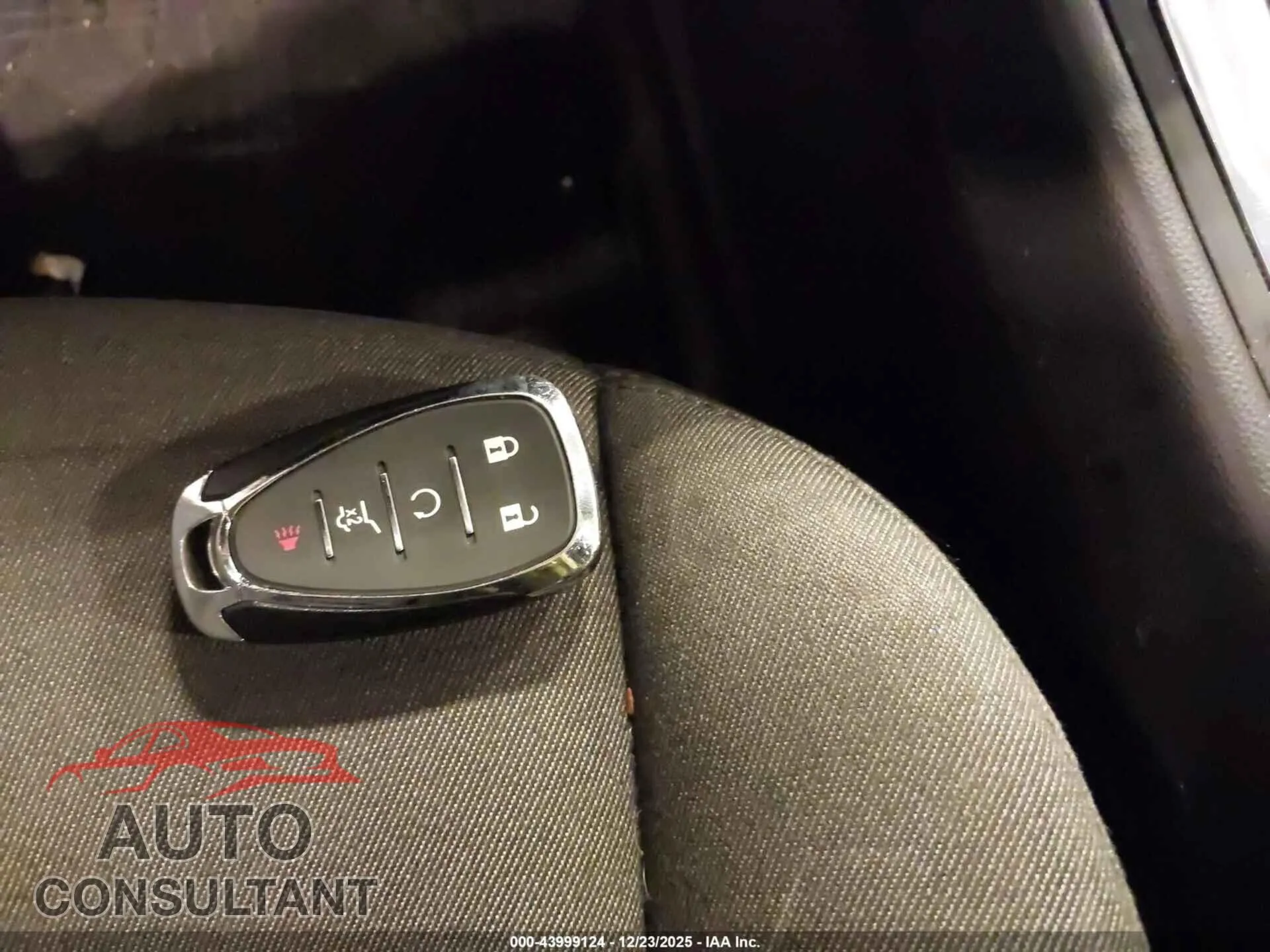 2019 CHEVROLET EQUINOX Damaged VIN 2GNAXUEV8K6160124 – photo 11