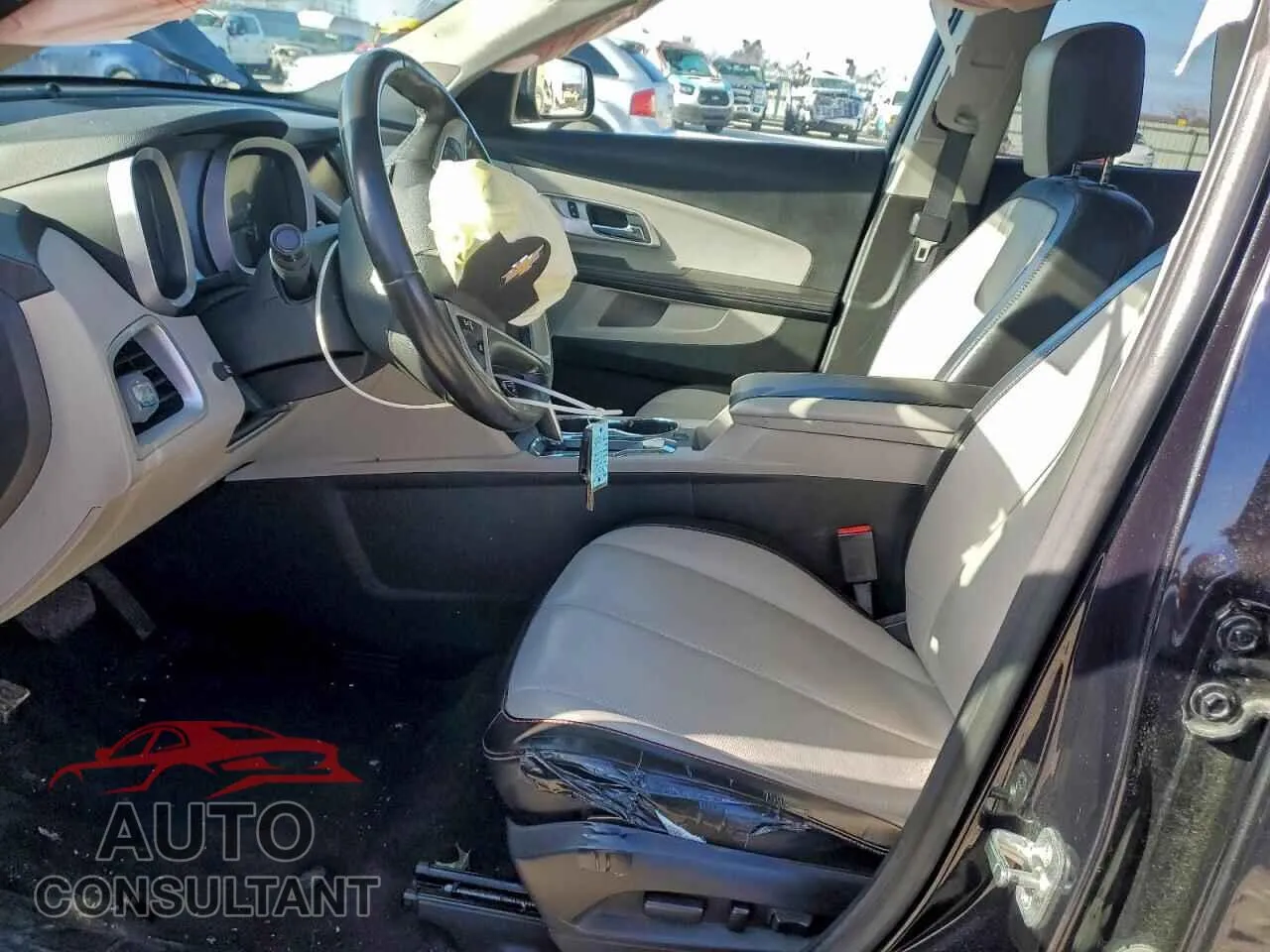 2015 CHEVROLET EQUINOX Damaged VIN 2GNFLCE36F6361441 – exterior detail