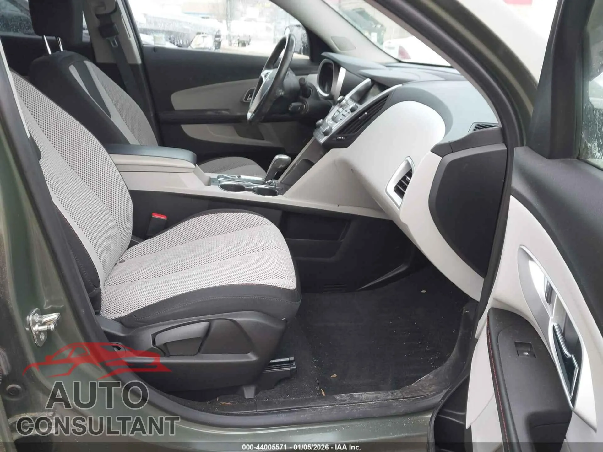 2015 CHEVROLET EQUINOX Damaged VIN 2GNFLFEK1F6147062 – interior seats