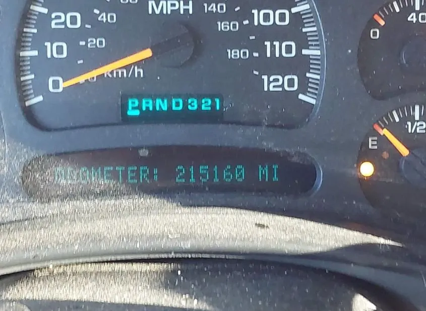 2004 GMC Sierra Used VIN 2GTEC19T341348546 – exterior detail