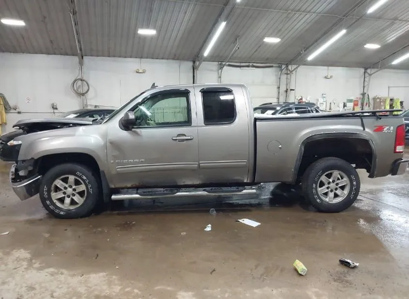 2007 GMC SIERRA Used VIN 2GTEK190X71562169 – side profile