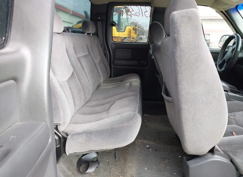 2003 GMC Sierra Used VIN 2GTEK19T231100953 – exterior detail