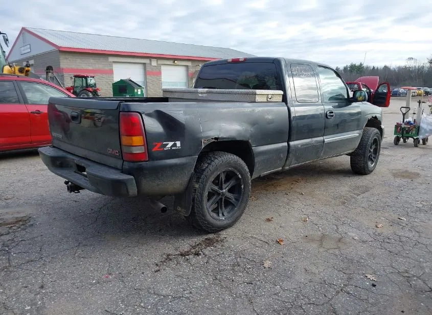 2003 GMC Sierra Used VIN 2GTEK19T231100953 – undercarriage