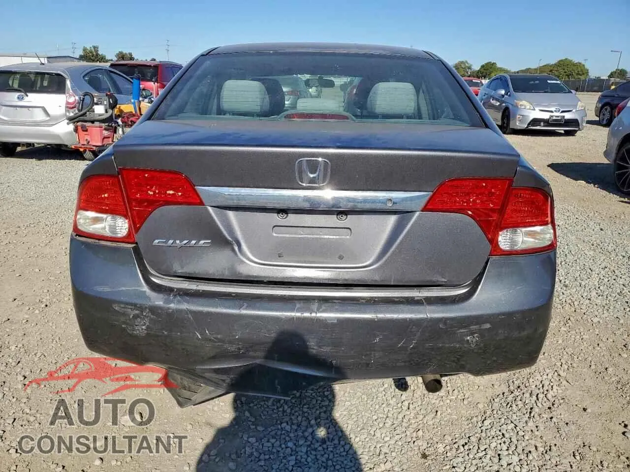 2011 HONDA CIVIC Damaged VIN 2HGFA1F56BH305373 – engine bay