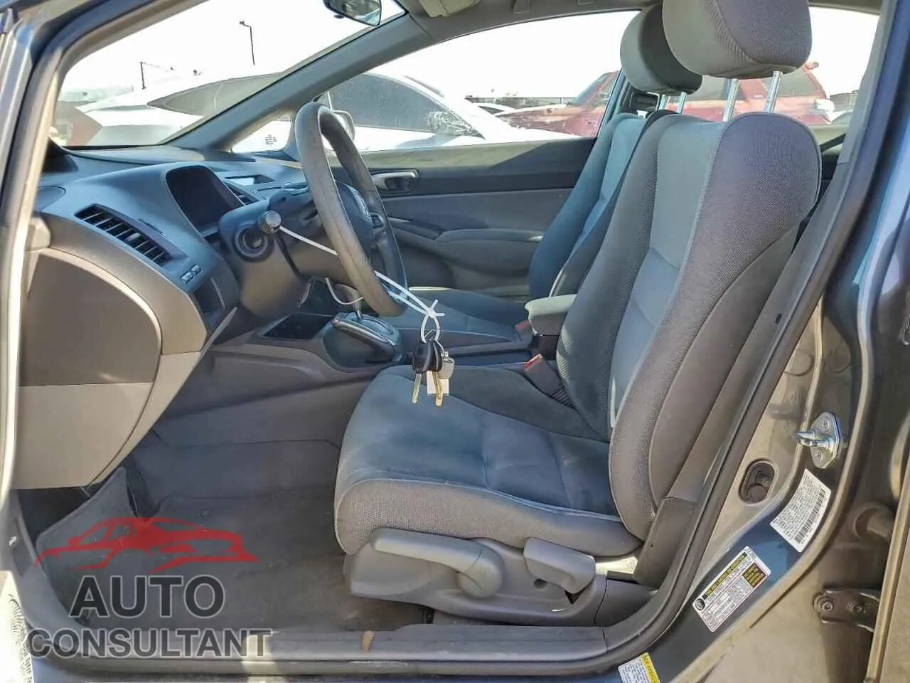 2011 HONDA CIVIC Damaged VIN 2HGFA1F56BH305373 – exterior detail
