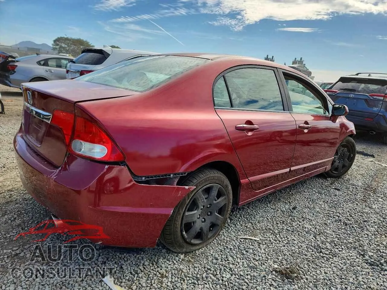 2011 HONDA CIVIC Damaged VIN 2HGFA1F56BH528867 – side profile