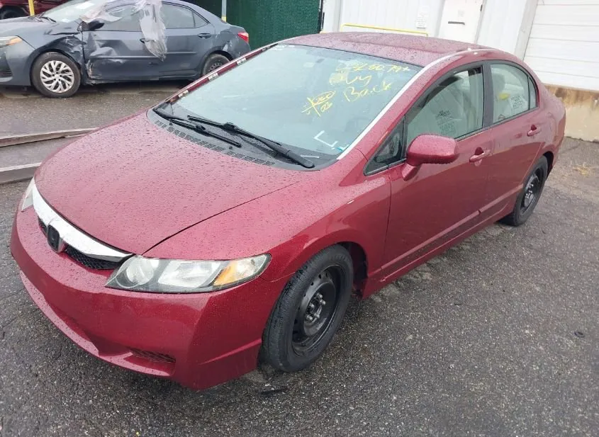 2011 HONDA Civic Used VIN 2HGFA1F59BH542102 – exterior detail 2011 HONDA Civic Used VIN 2HGFA1F59BH542102 – exterior detail