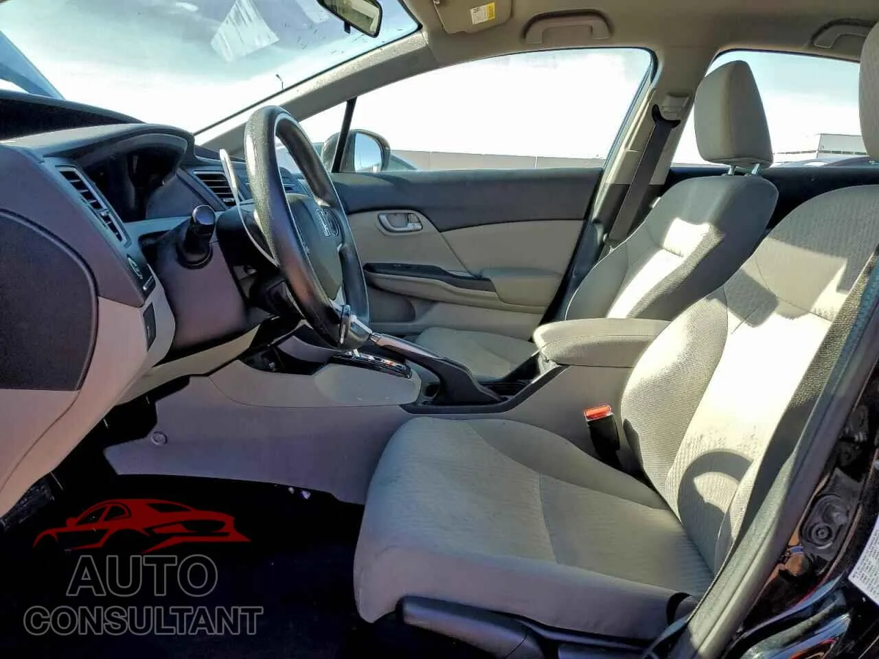 2014 HONDA CIVIC Damaged VIN 2HGFB2F52EH558178 – exterior detail